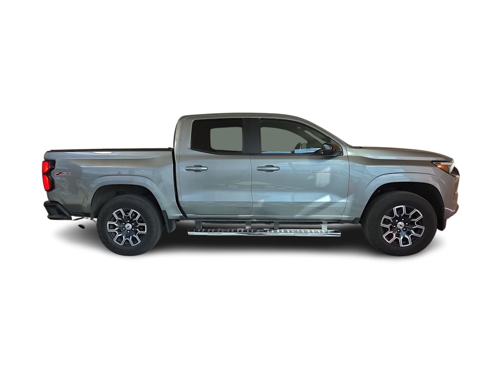 Thumbnail: 2023 Chevrolet Colorado - 18