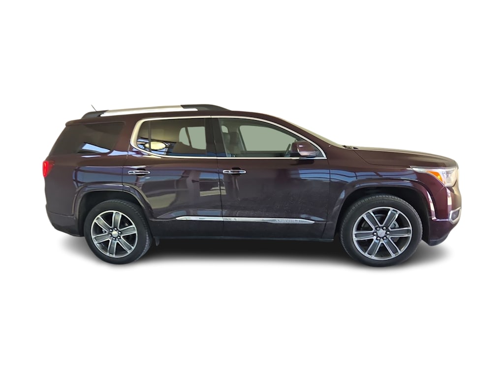 Thumbnail: 2017 GMC Acadia - 21
