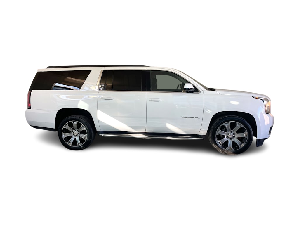 Thumbnail: 2017 GMC Yukon XL - 21