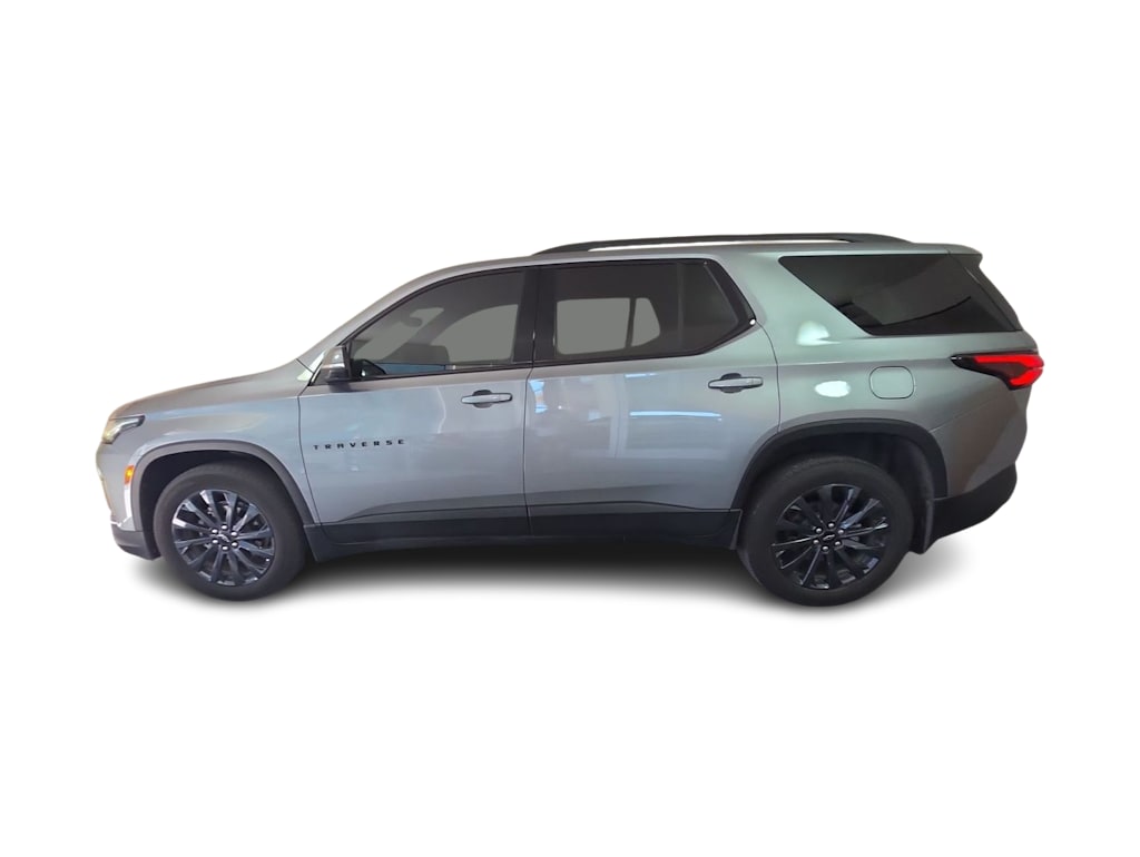 Thumbnail: 2023 Chevrolet Traverse - 3