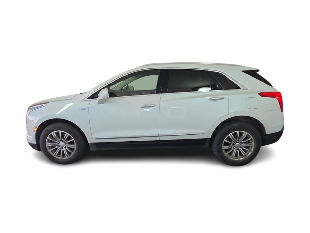 Thumbnail: 2019 Cadillac XT5 - 3