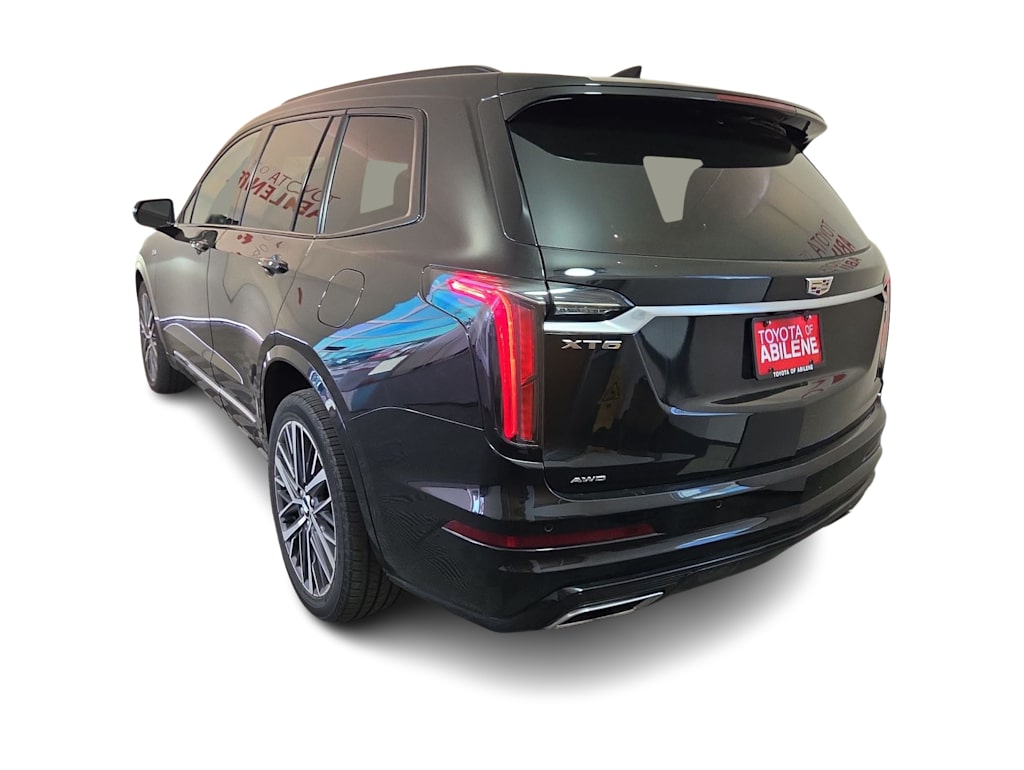 Thumbnail: 2023 Cadillac XT6 - 4