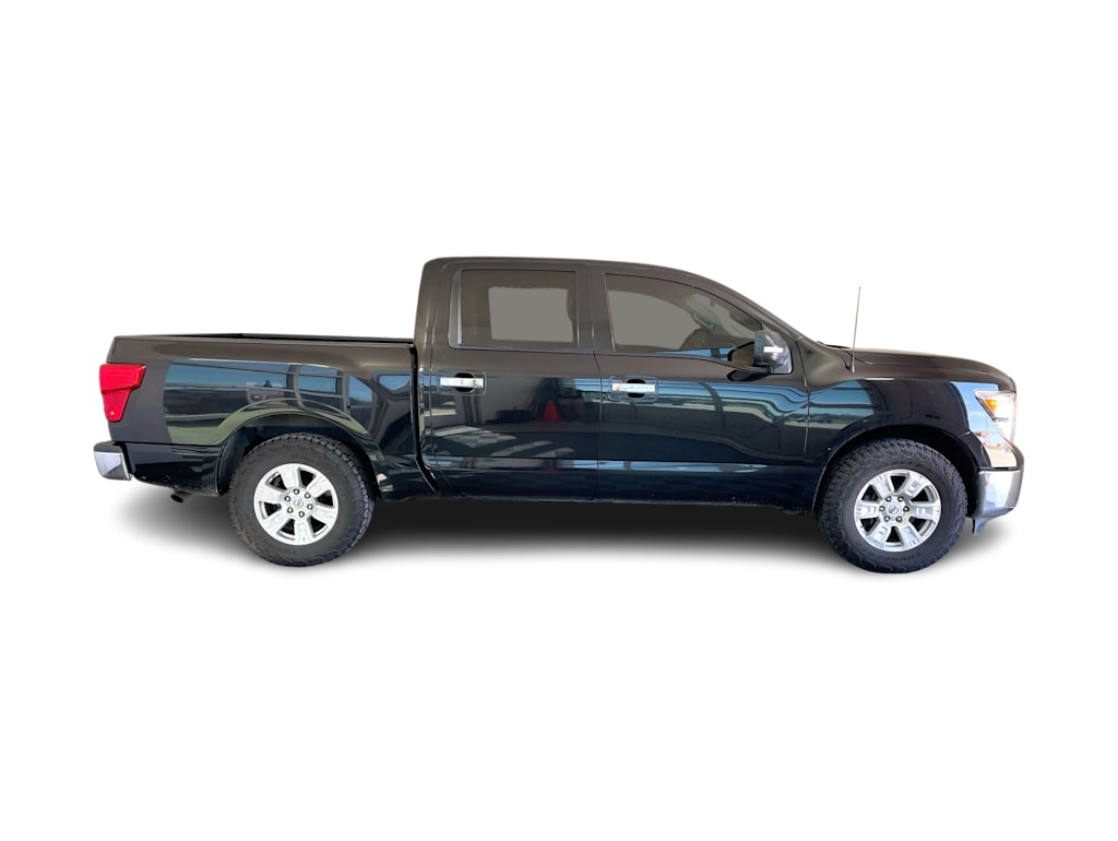 Thumbnail: 2019 Nissan Titan - 20