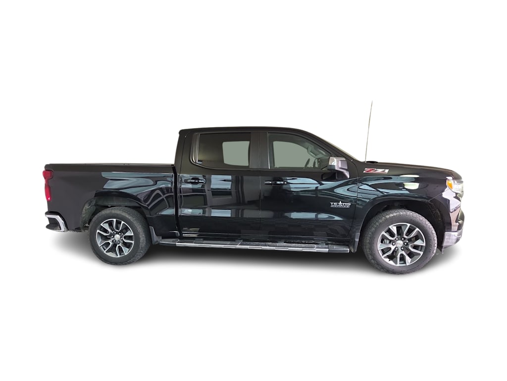 Thumbnail: 2023 Chevrolet Silverado 1500 - 17