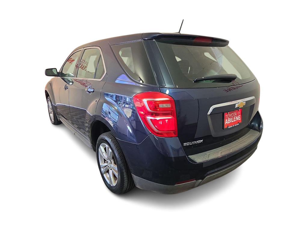 Thumbnail: 2017 Chevrolet Equinox - 4