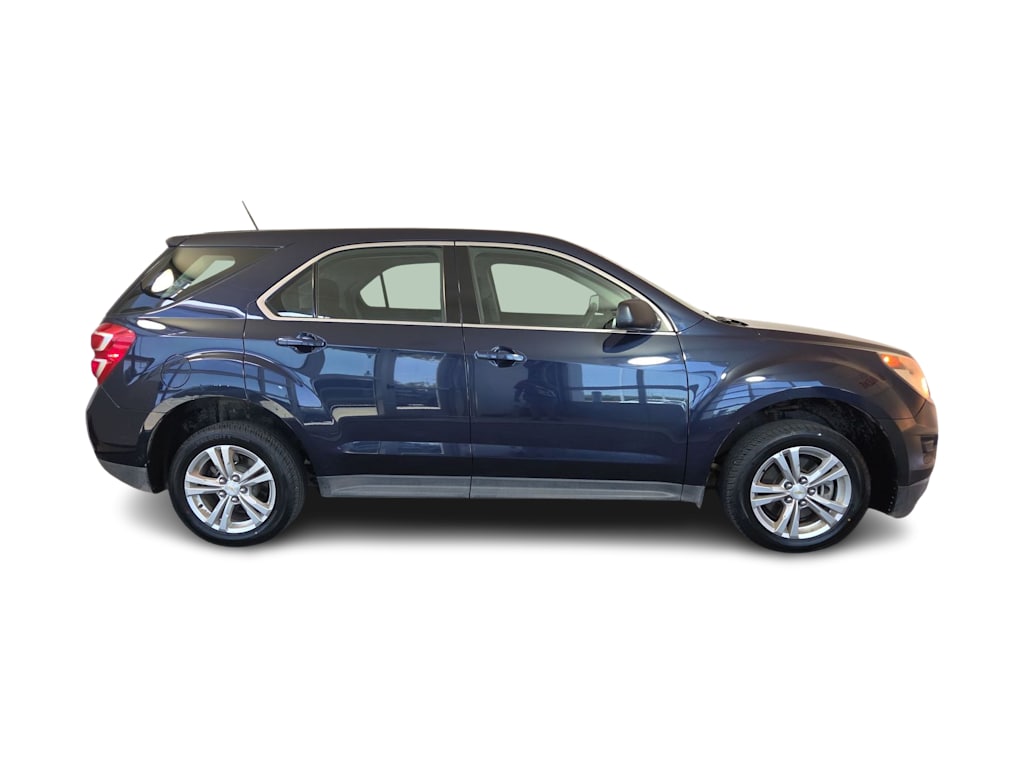 Thumbnail: 2017 Chevrolet Equinox - 19