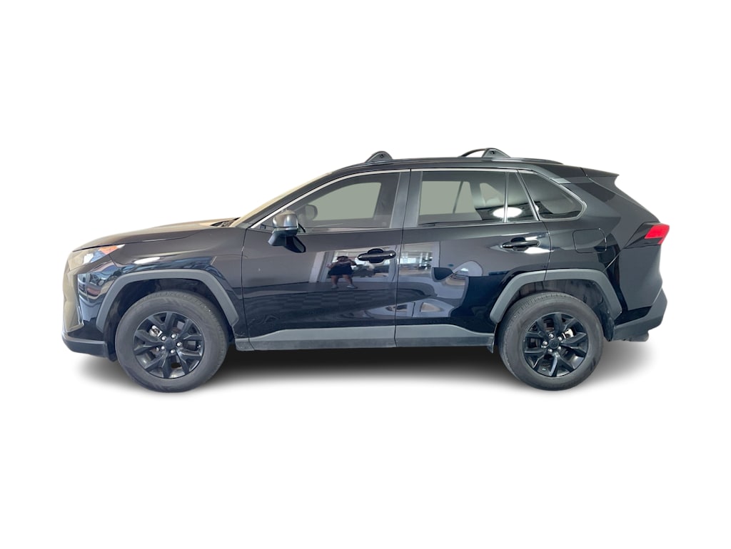 Thumbnail: 2021 Toyota RAV4 - 3