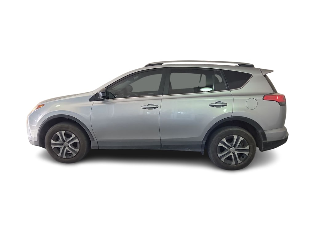 Thumbnail: 2017 Toyota RAV4 - 3