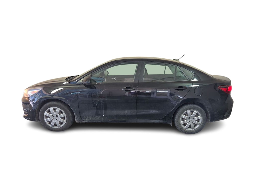 Thumbnail: 2022 Kia Rio - 3
