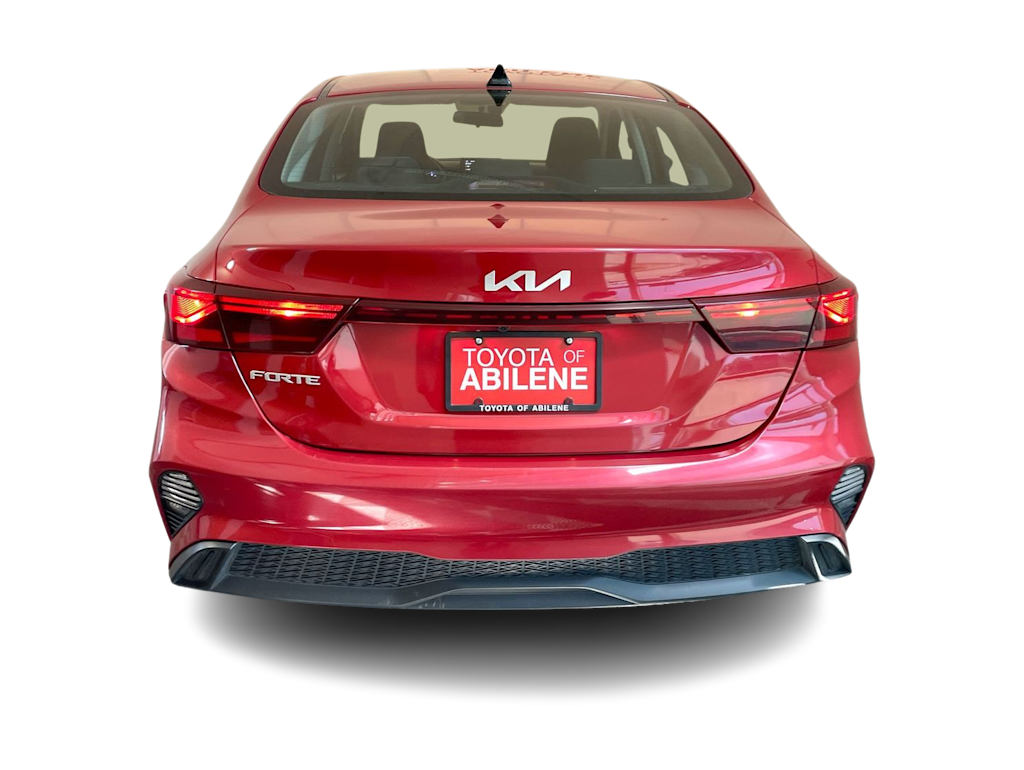 Thumbnail: 2024 Kia Forte - 4