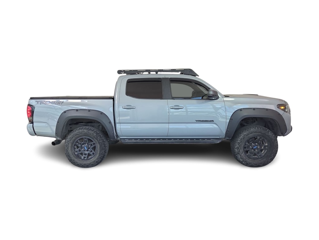 Thumbnail: 2019 Toyota Tacoma - 20