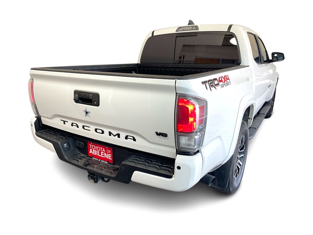 Thumbnail: 2023 Toyota Tacoma - 18