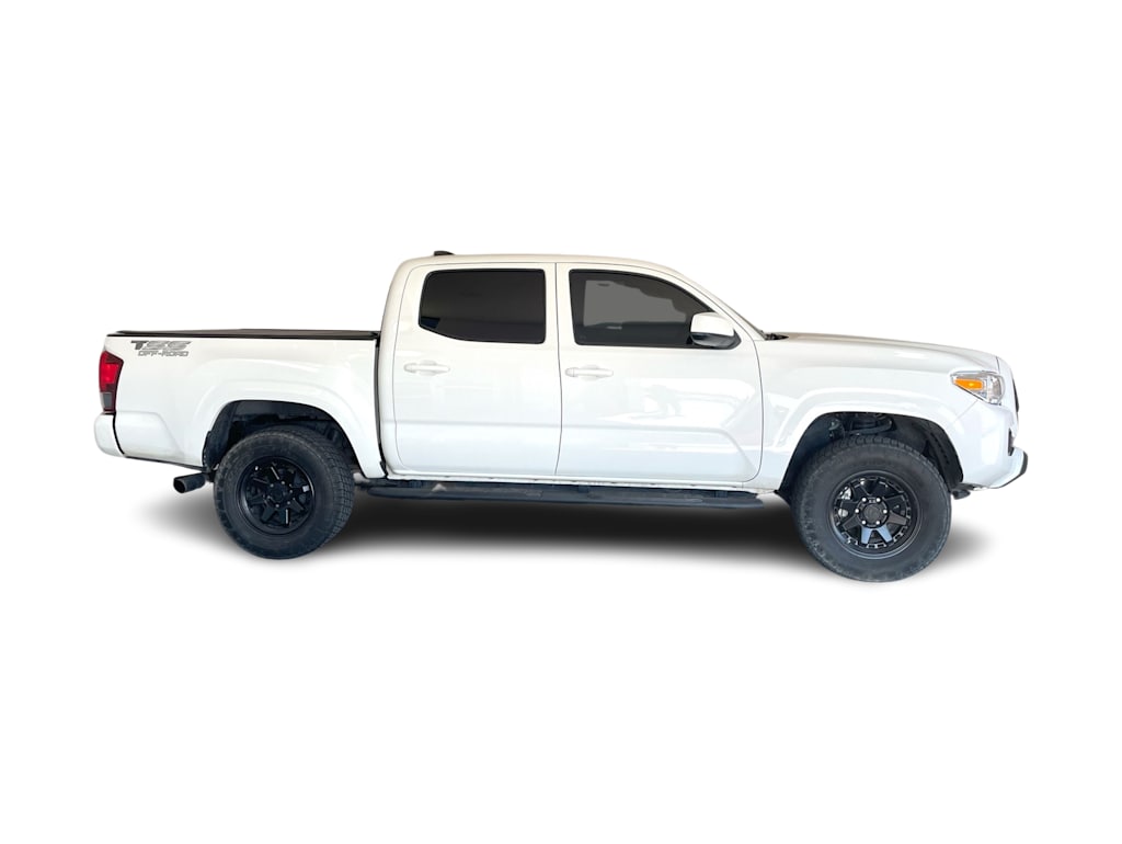 Thumbnail: 2023 Toyota Tacoma - 20