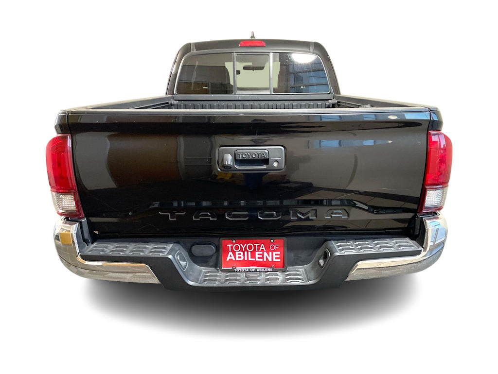 Thumbnail: 2022 Toyota Tacoma - 4