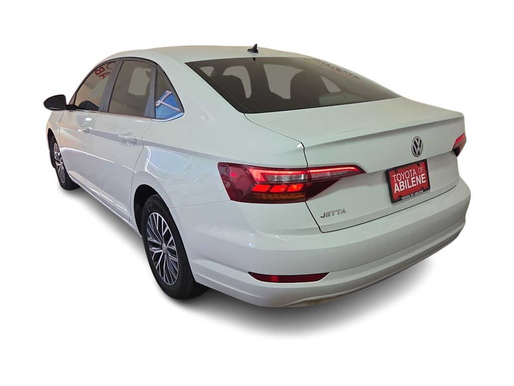 Thumbnail: 2019 Volkswagen Jetta - 4