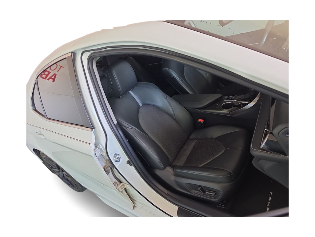 Thumbnail: 2022 Toyota Camry - 22