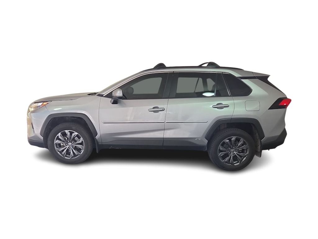 Thumbnail: 2022 Toyota RAV4 - 3