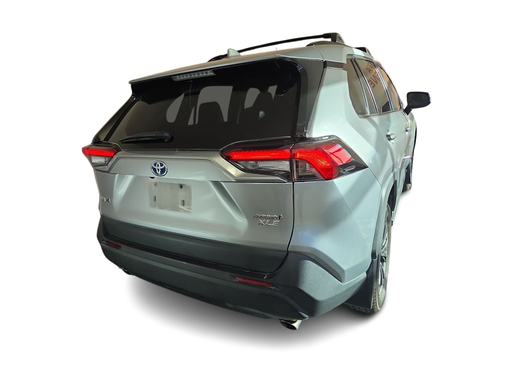 Thumbnail: 2022 Toyota RAV4 - 17