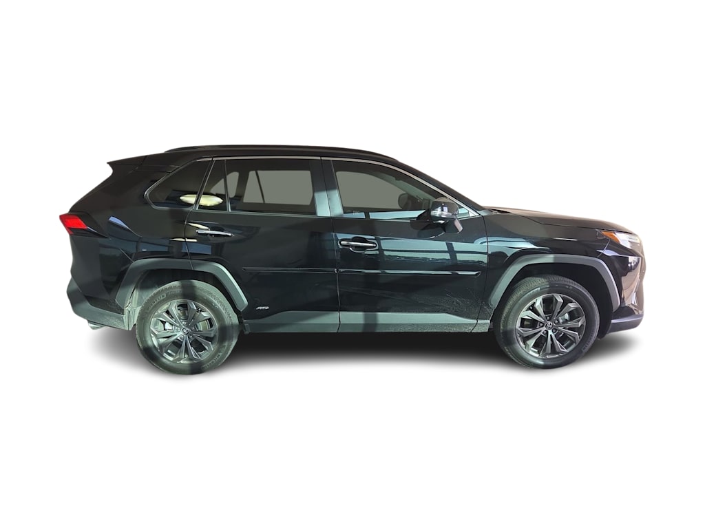 Thumbnail: 2025 Toyota RAV4 - 21