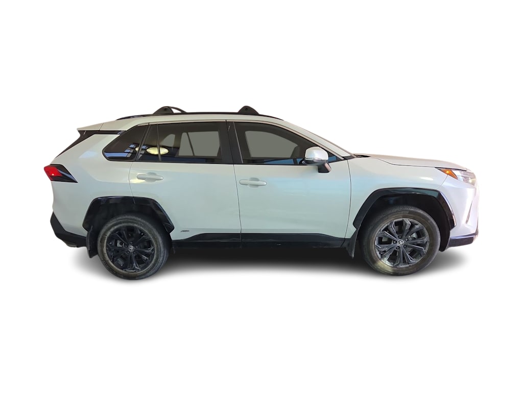 Thumbnail: 2023 Toyota RAV4 - 21
