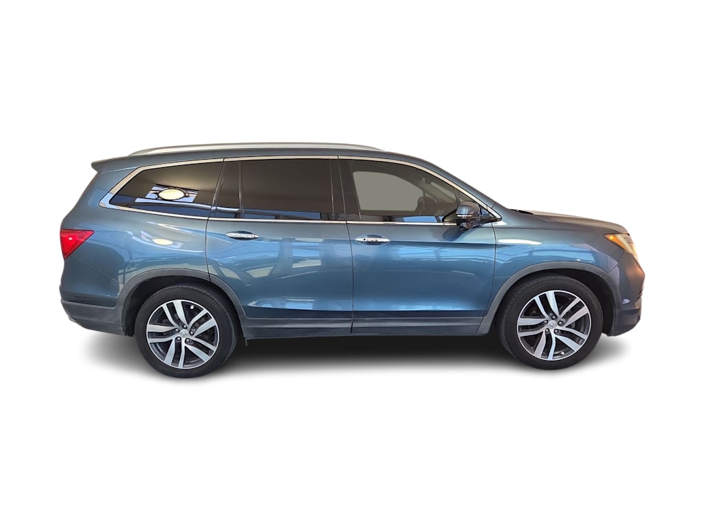 Thumbnail: 2017 Honda Pilot - 20