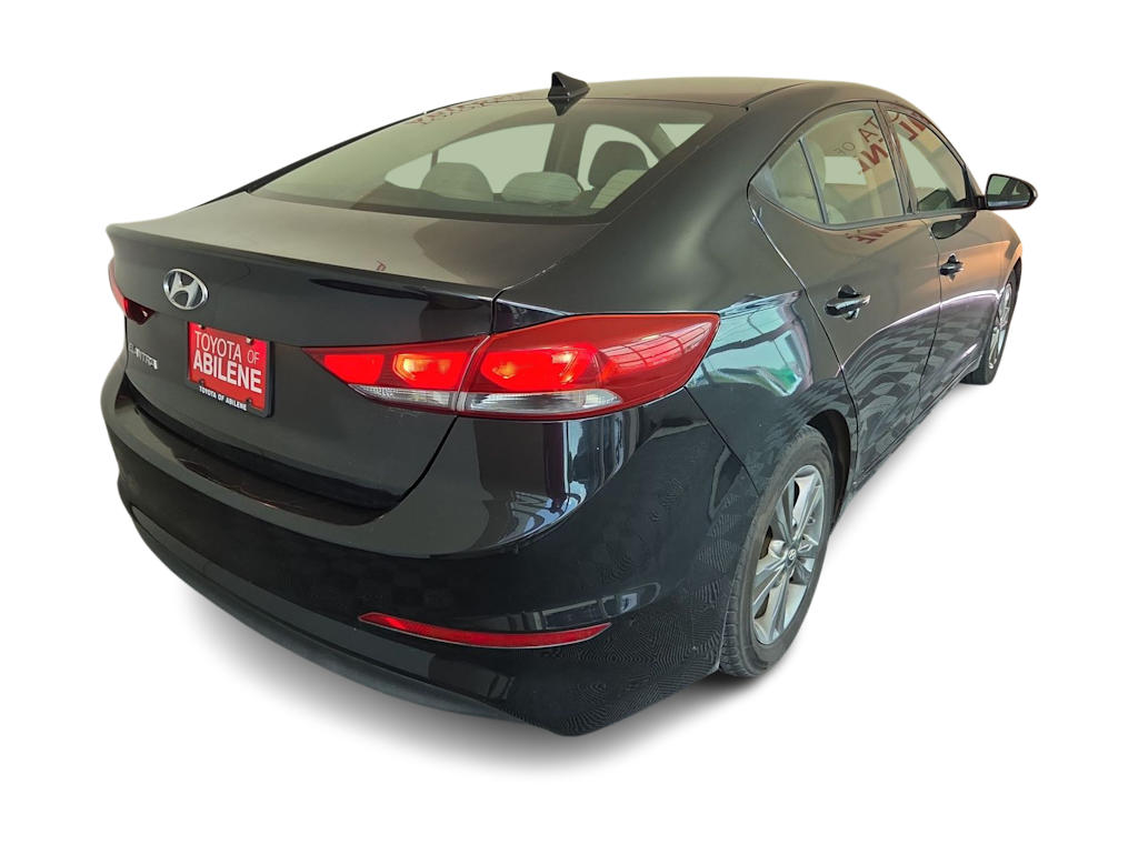 Thumbnail: 2017 Hyundai Elantra - 21
