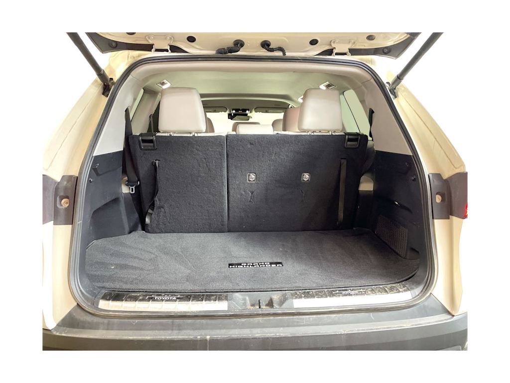 Thumbnail: 2024 Toyota Grand Highlander - 16