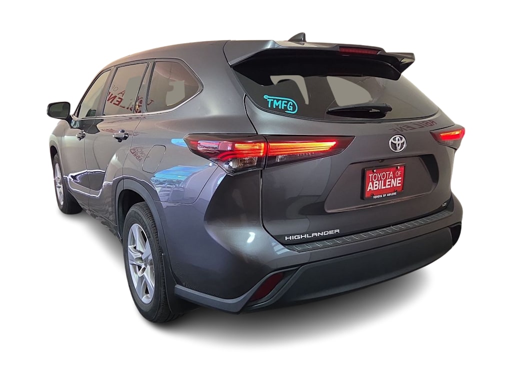 Thumbnail: 2024 Toyota Highlander - 4