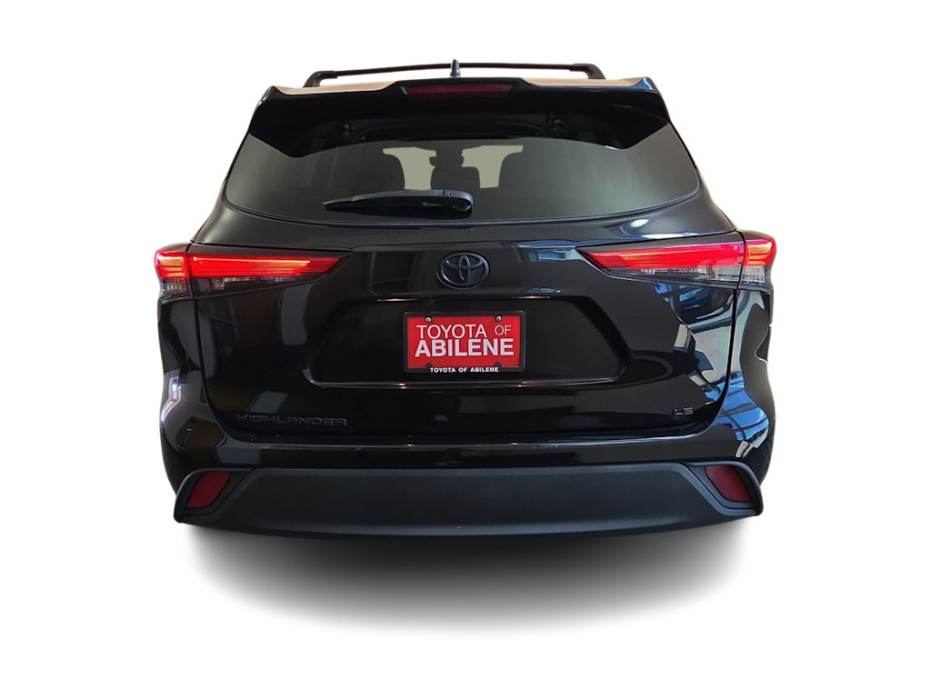 Thumbnail: 2023 Toyota Highlander - 4