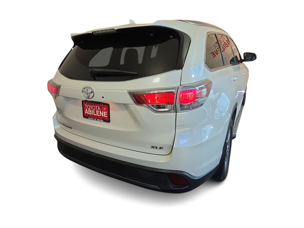 Thumbnail: 2014 Toyota Highlander - 20