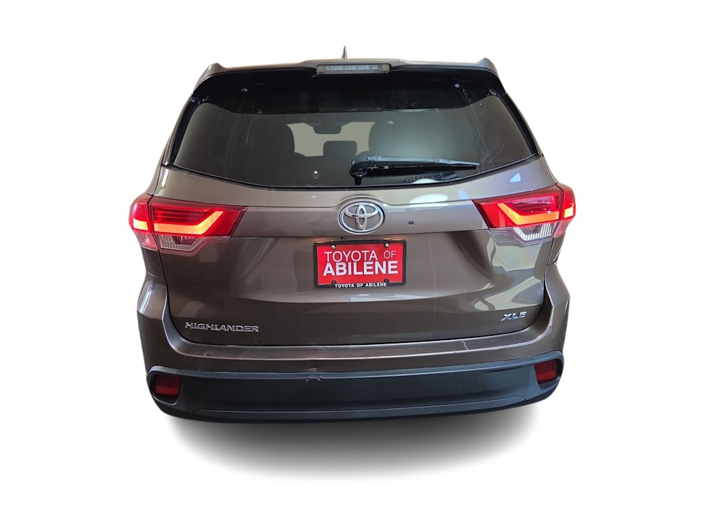 Thumbnail: 2019 Toyota Highlander - 5