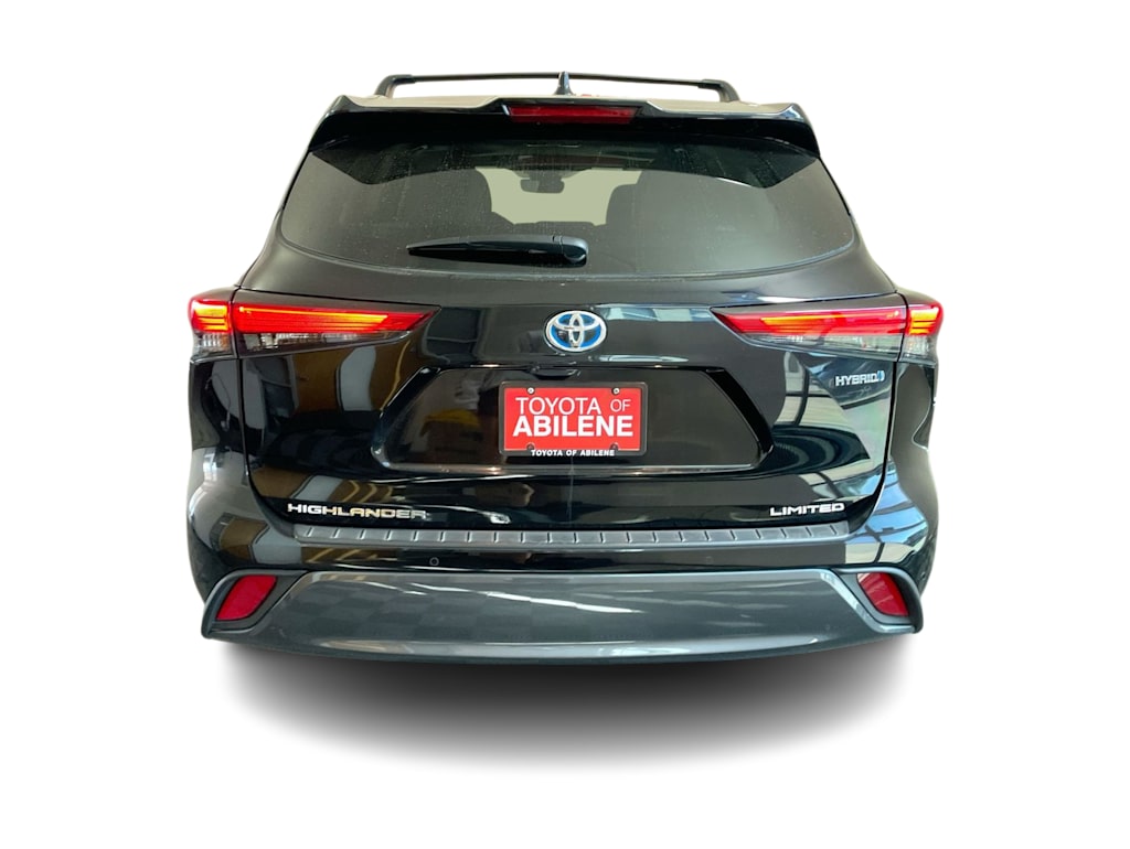 Thumbnail: 2023 Toyota Highlander - 4