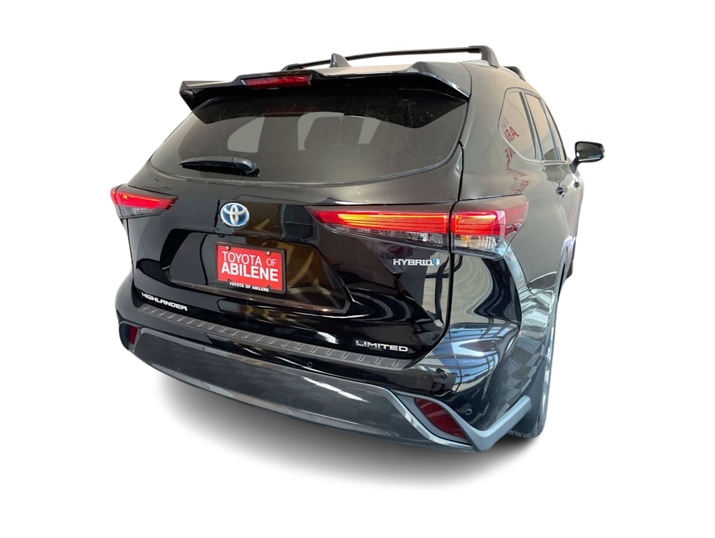 Thumbnail: 2023 Toyota Highlander - 19
