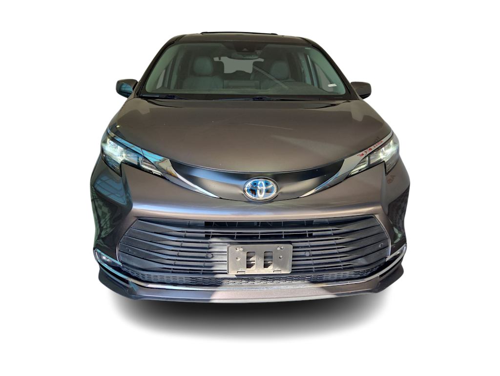 Thumbnail: 2023 Toyota Sienna - 6