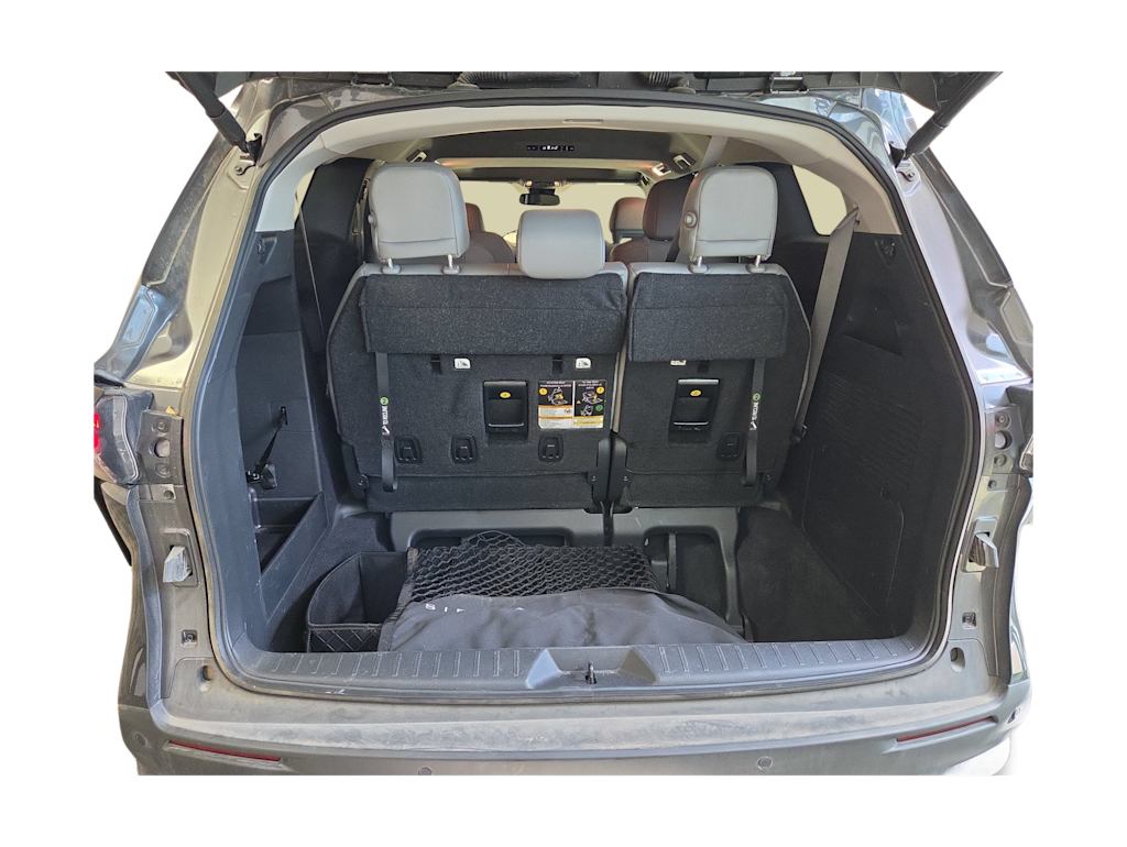 Thumbnail: 2025 Toyota Sienna - 15