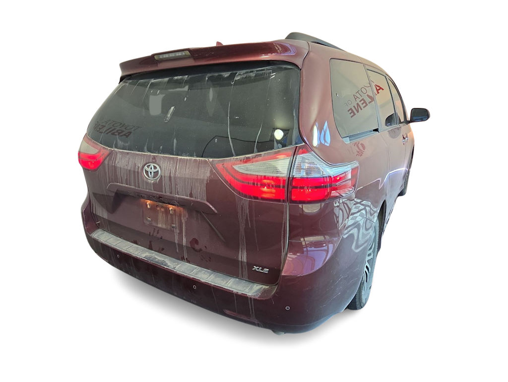 Thumbnail: 2018 Toyota Sienna - 19