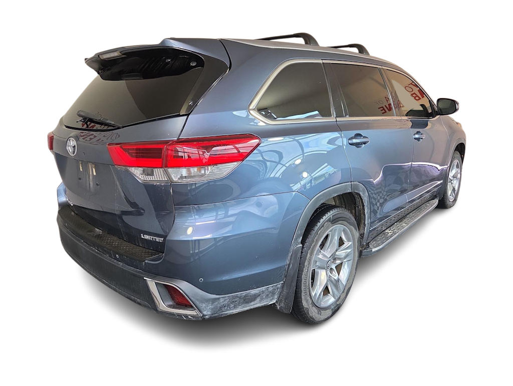 Thumbnail: 2019 Toyota Highlander - 19