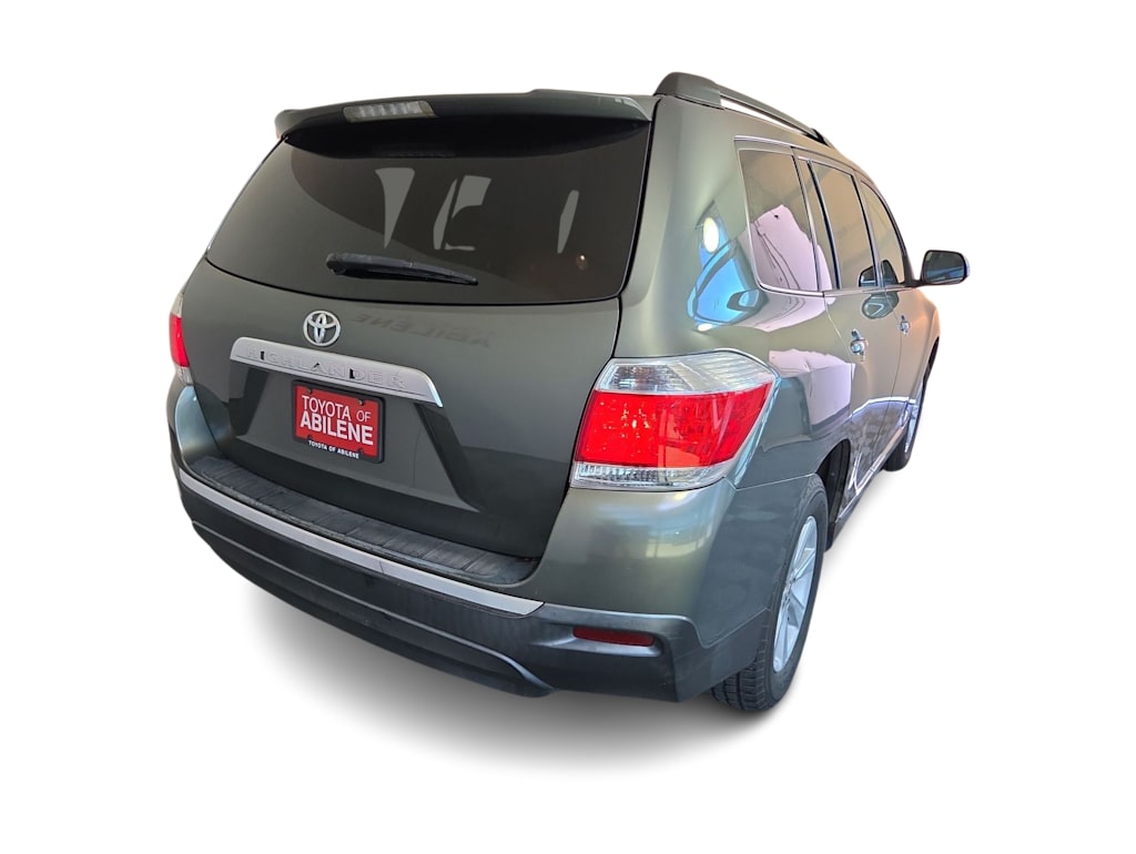 Thumbnail: 2013 Toyota Highlander - 20