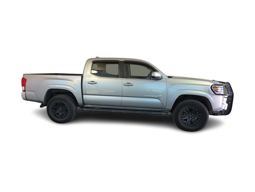 Thumbnail: 2016 Toyota Tacoma - 20
