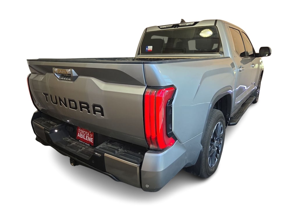 Thumbnail: 2024 Toyota Tundra - 18