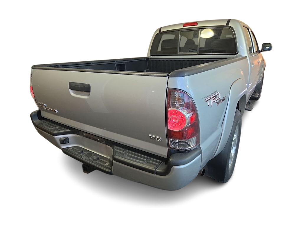Thumbnail: 2011 Toyota Tacoma - 19