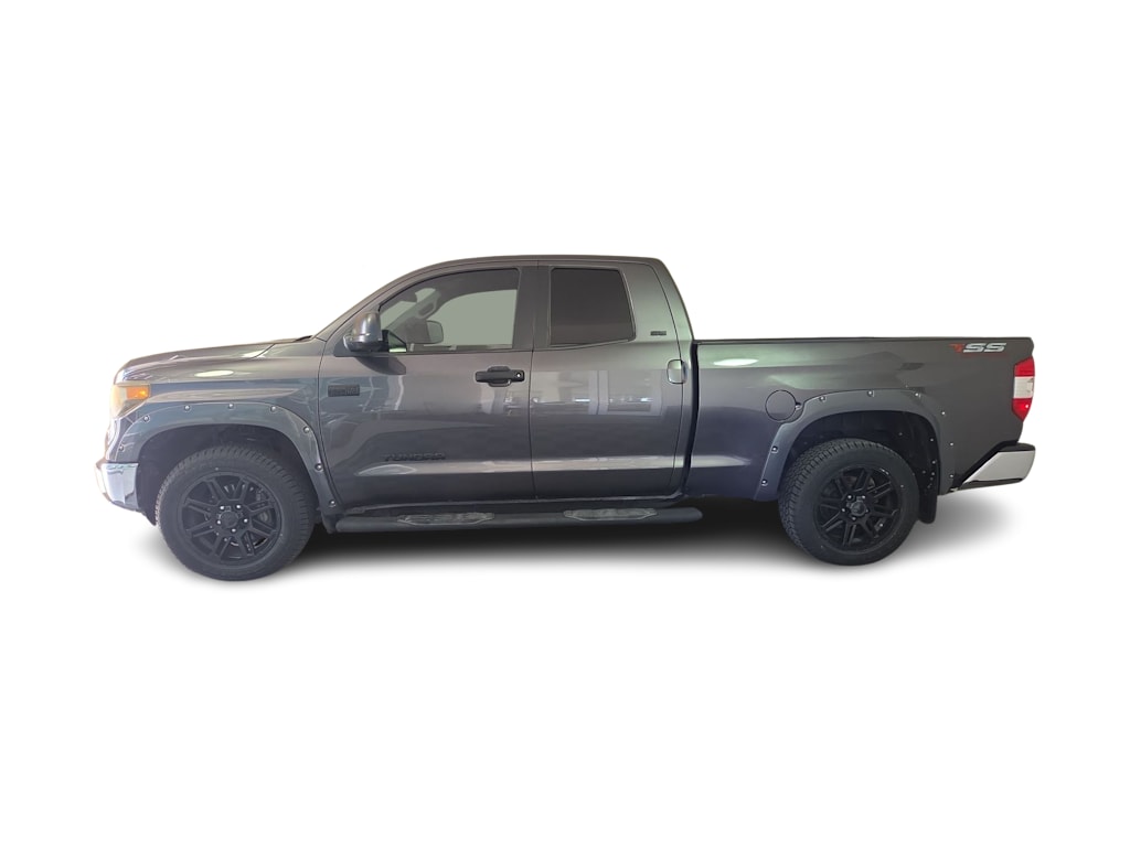 Thumbnail: 2018 Toyota Tundra - 3