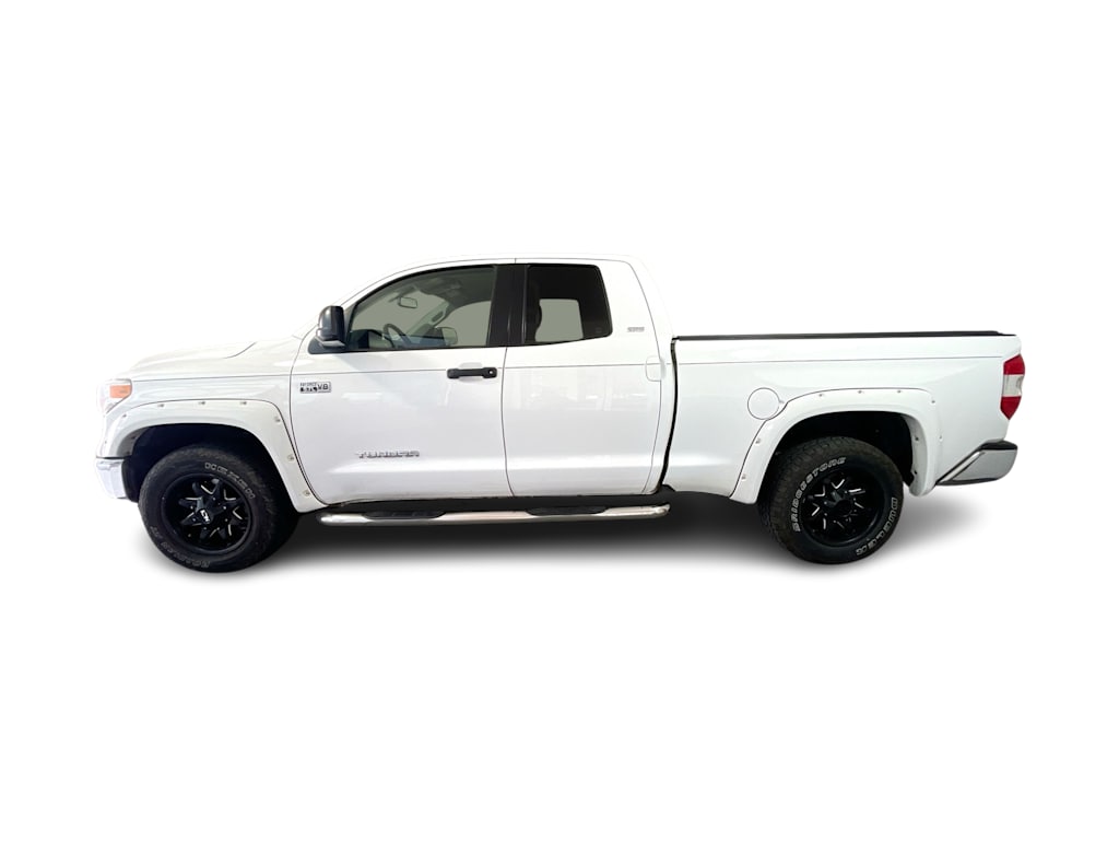 Thumbnail: 2016 Toyota Tundra - 3