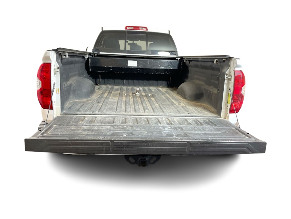 Thumbnail: 2016 Toyota Tundra - 17