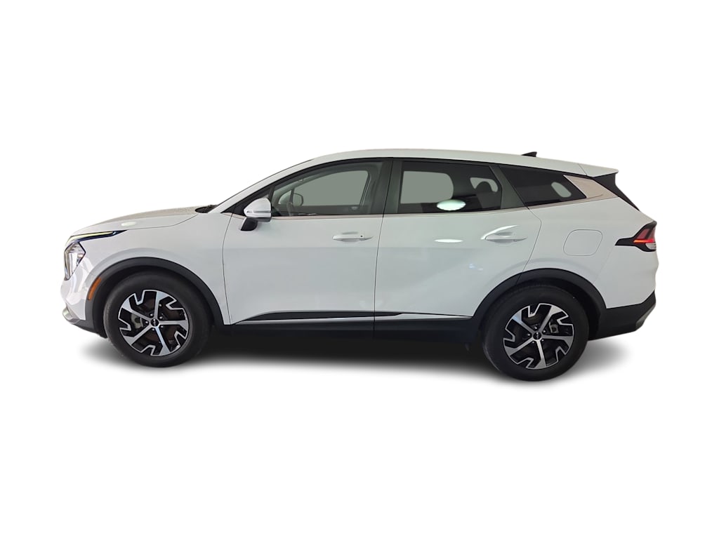 Thumbnail: 2023 Kia Sportage - 3