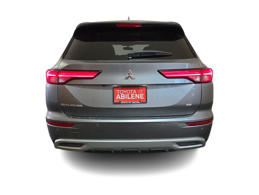 Thumbnail: 2024 Mitsubishi Outlander - 5