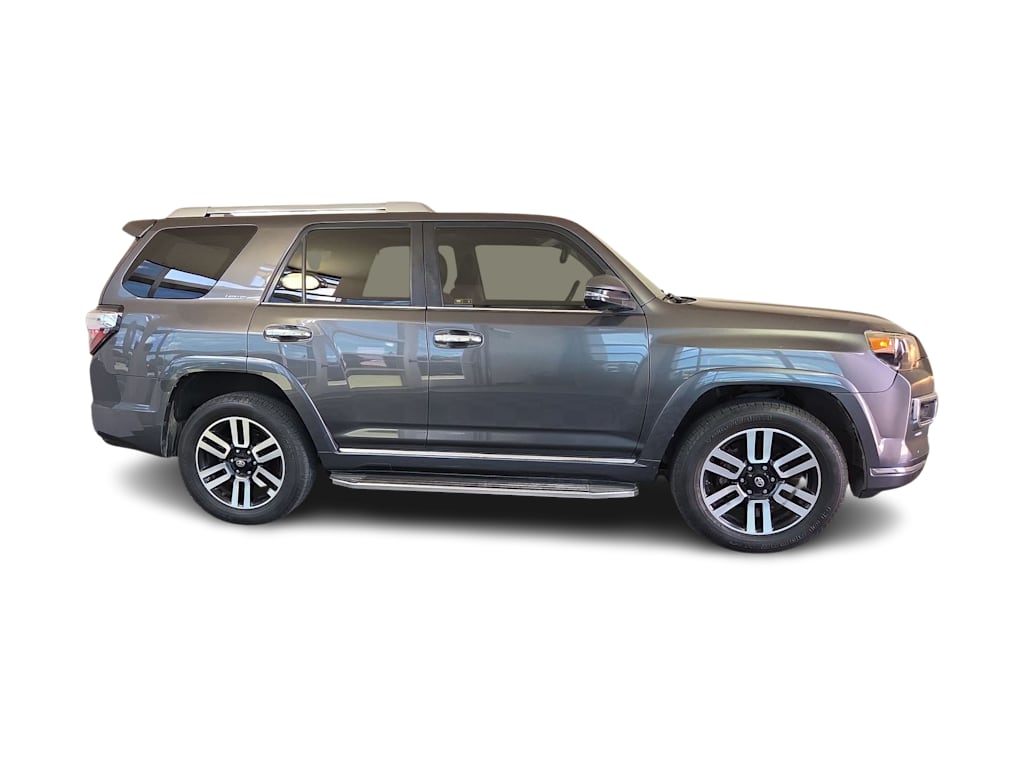 Thumbnail: 2017 Toyota 4Runner - 19