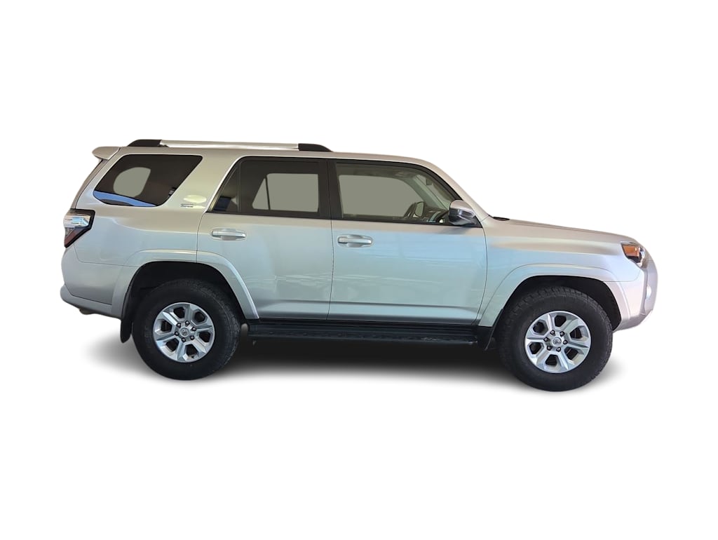Thumbnail: 2019 Toyota 4Runner - 21