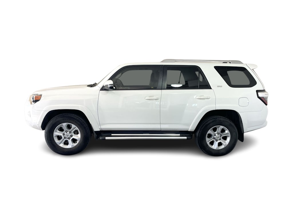 Thumbnail: 2018 Toyota 4Runner - 3