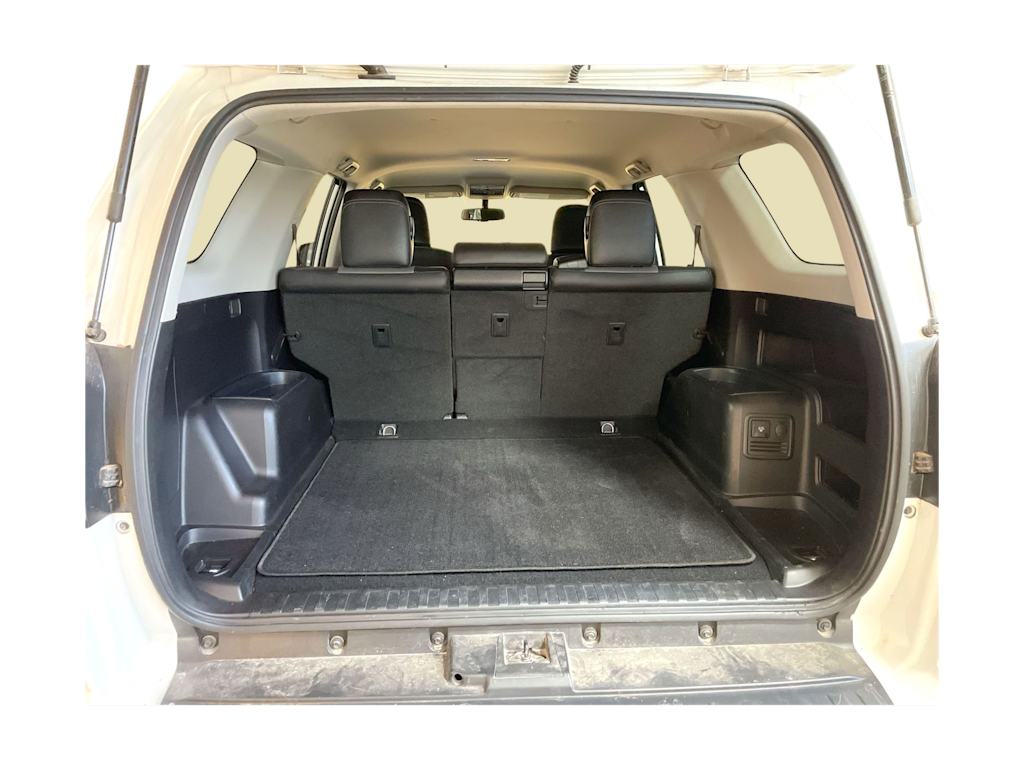 Thumbnail: 2018 Toyota 4Runner - 17